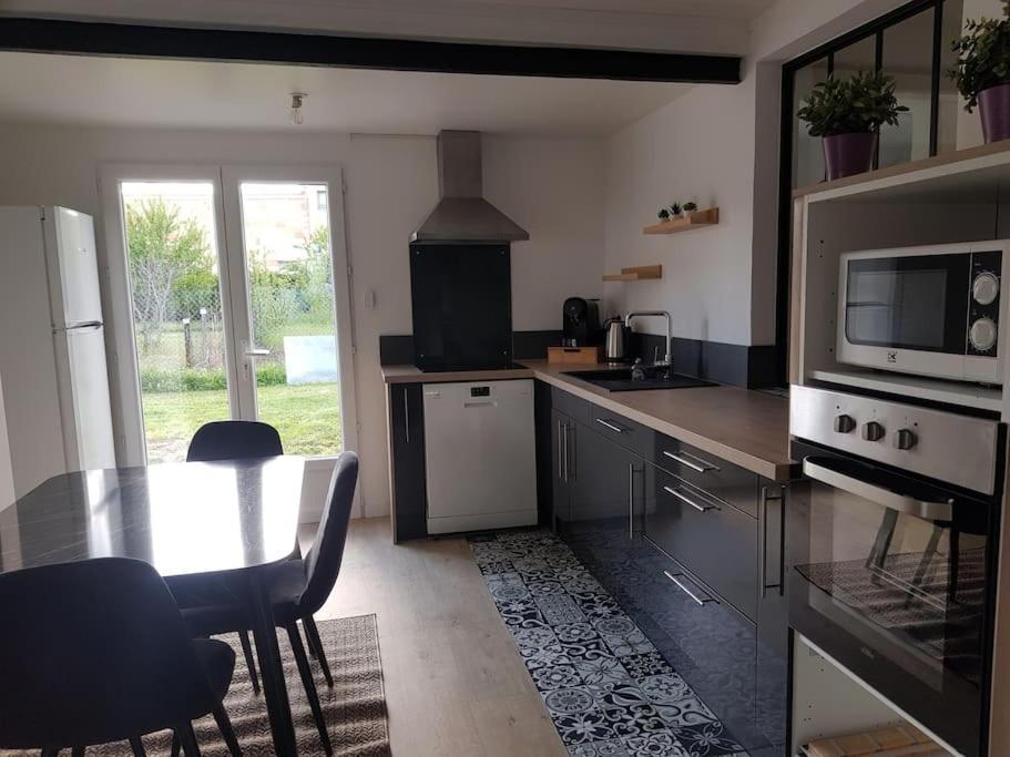 Maison Proche Clermont-Fd Entre Chu Et Cezeaux -Parking Beaumont  Екстериор снимка